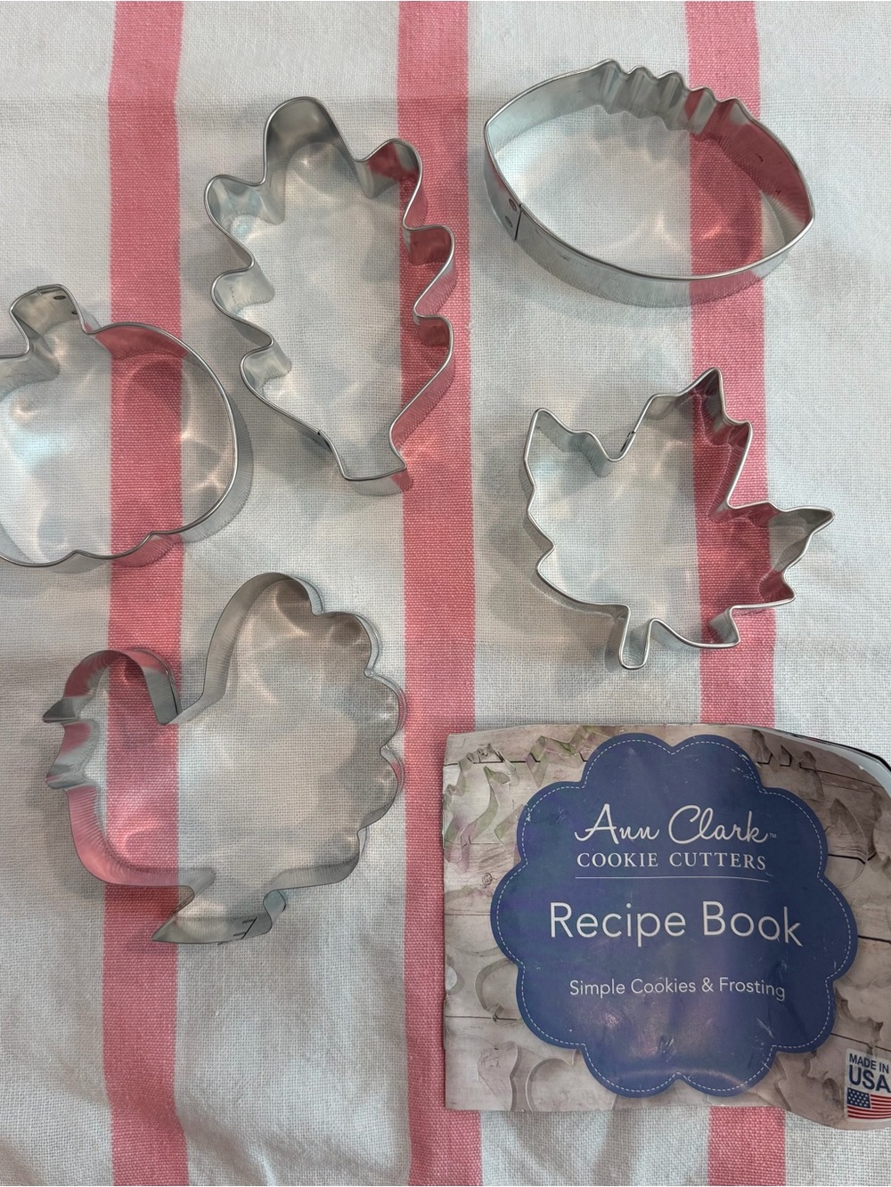 NWT Ann Clark Thanksgiving Theme 5-Piece Metal Cookie Cutter Set #19148